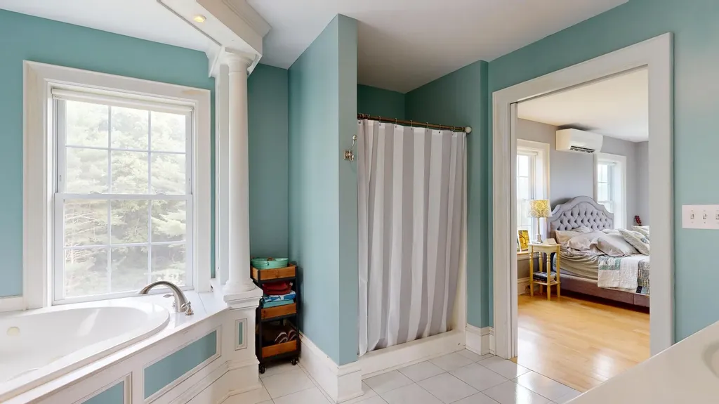 76 Heritage Lane Union ME 04862