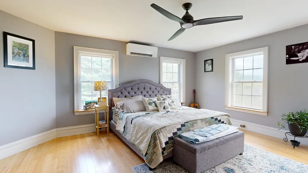 76 Heritage Lane Union ME 04862