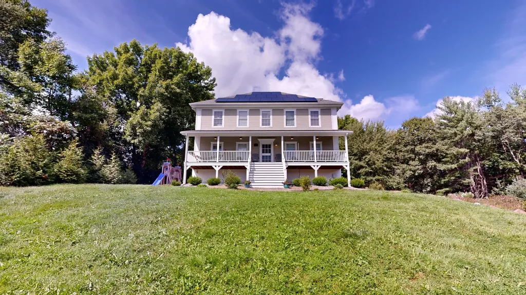 76 Heritage Lane Union ME 04862