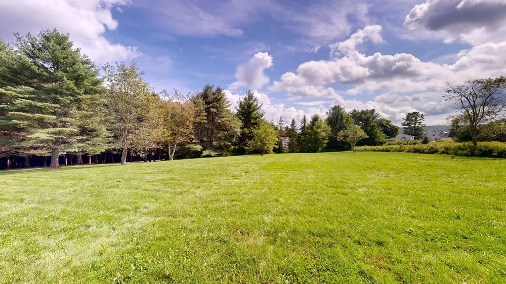 76 Heritage Lane Union ME 04862