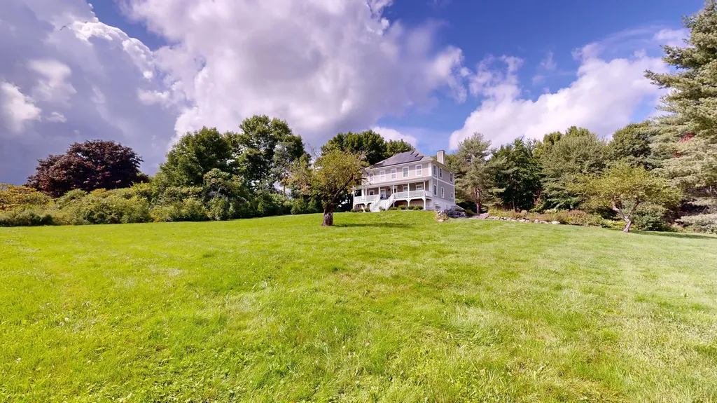 76 Heritage Lane Union ME 04862