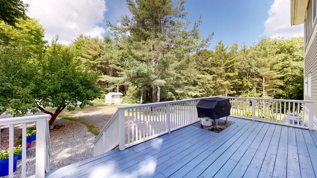 76 Heritage Lane Union ME 04862