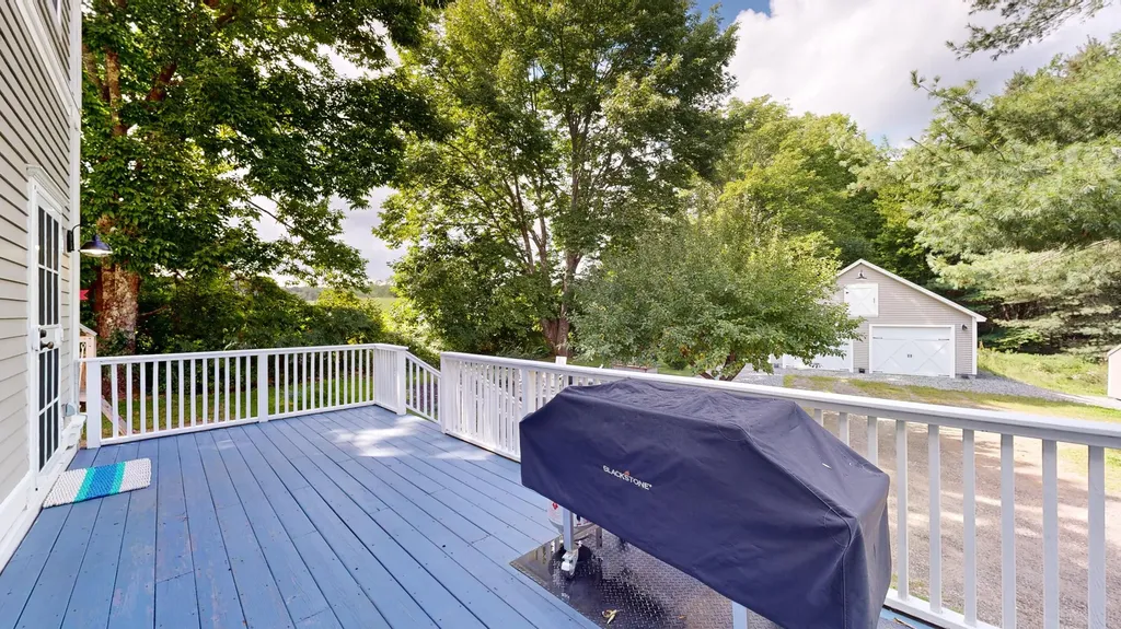 76 Heritage Lane Union ME 04862