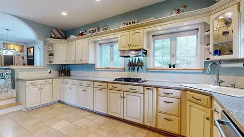 76 Heritage Lane Union ME 04862