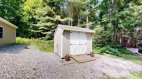 76 Heritage Lane Union ME 04862