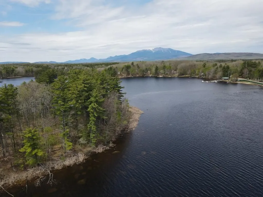 15 Blackbear Lane T1 R9 Wels ME 04462