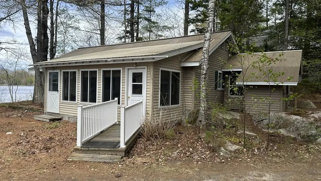 15 Black Bear Lane T1 R9 Wels ME 04462