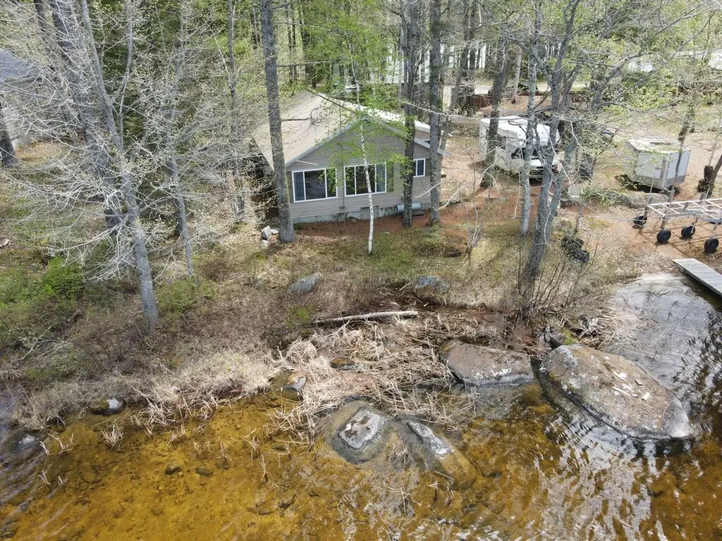 15 Black Bear Lane T1 R9 Wels ME 04462