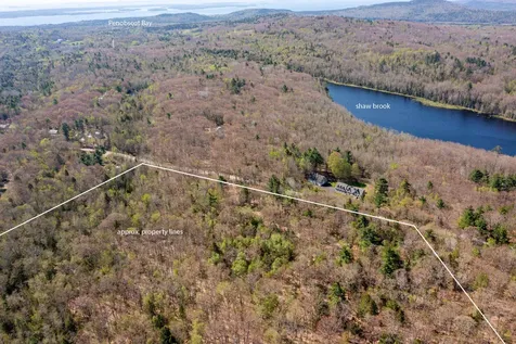 250 Priest Road Northport ME 04849