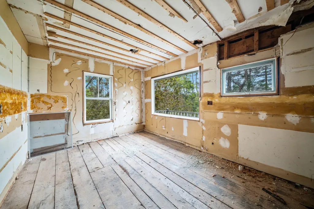 45 Sandy Point Road Stockton Springs ME 04981