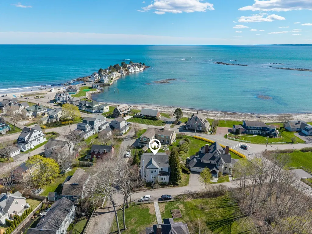 4 Oak Street Kennebunk ME 04043