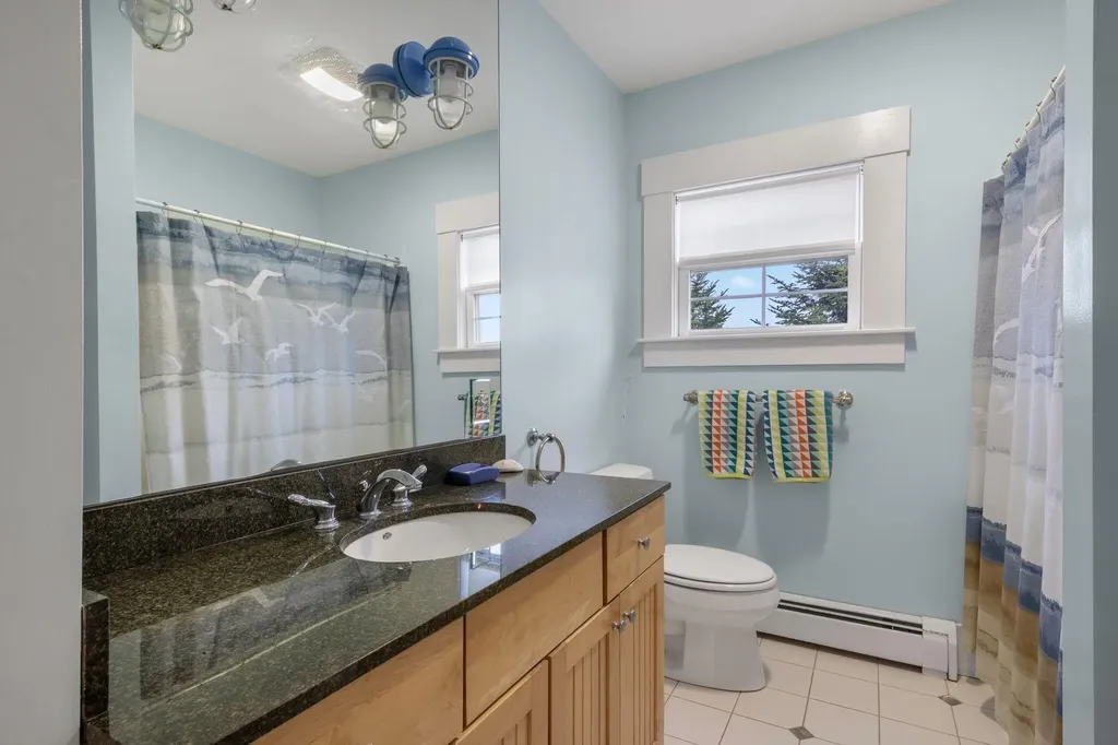4 Oak Street Kennebunk ME 04043