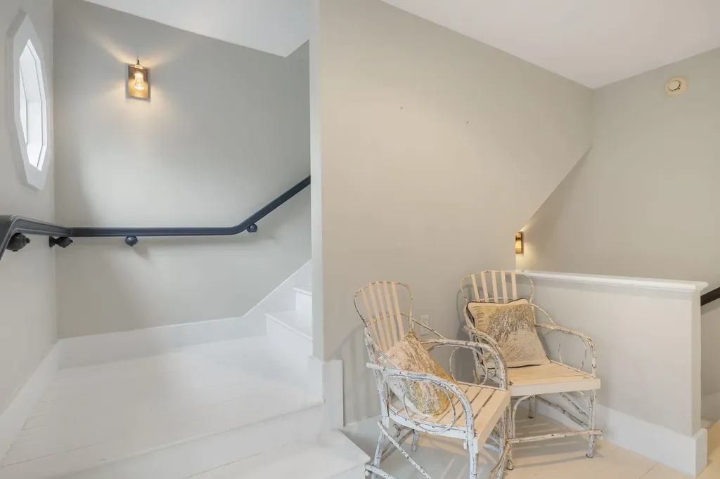 4 Oak Street Kennebunk ME 04043