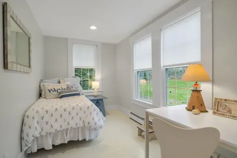 4 Oak Street Kennebunk ME 04043