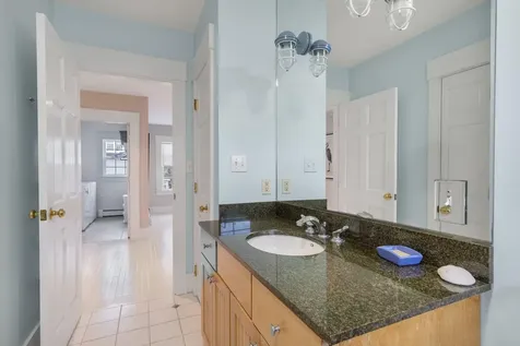 4 Oak Street Kennebunk ME 04043