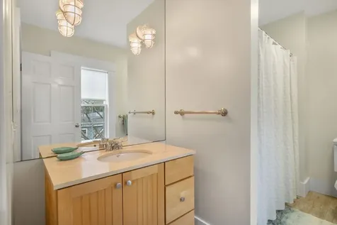 4 Oak Street Kennebunk ME 04043