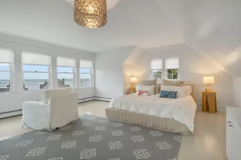 4 Oak Street Kennebunk ME 04043
