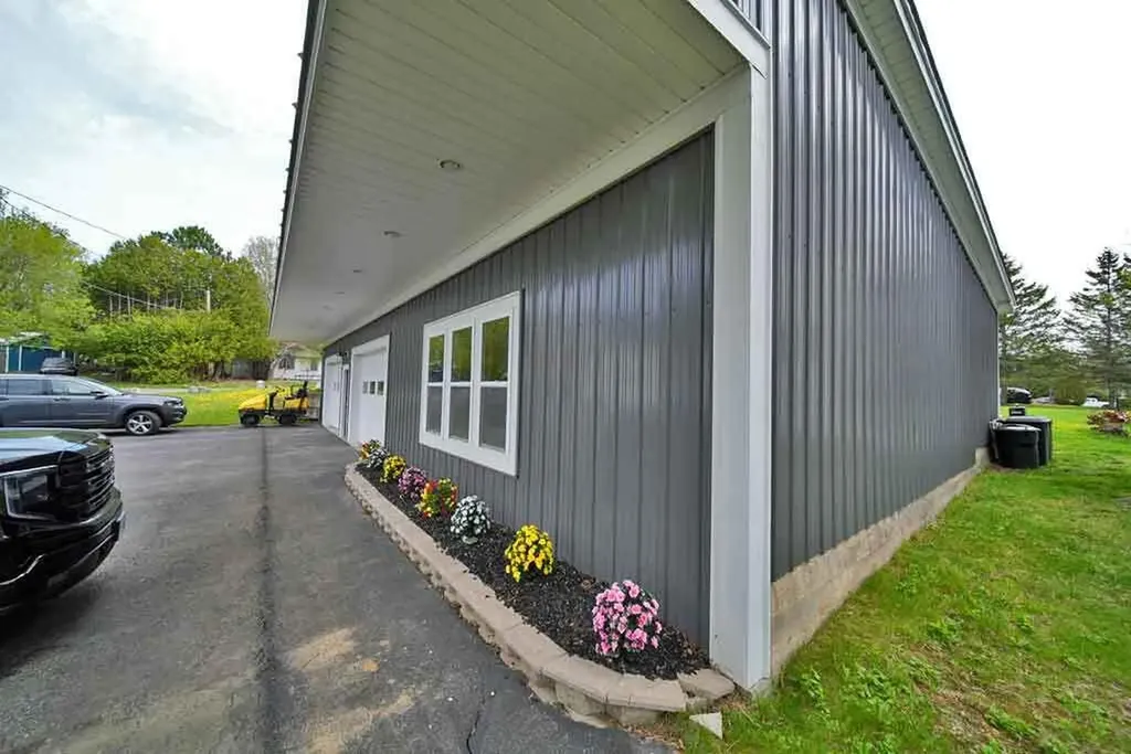 23 Mill Street Houlton ME 04730