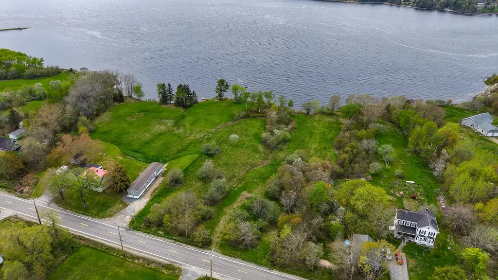 533 Bayside Road Ellsworth ME 04605