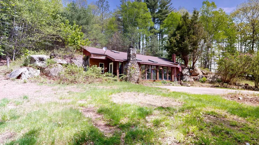 41 Begin Lane Greene ME 04236