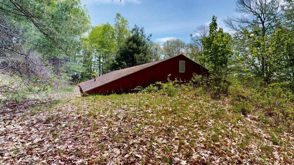 41 Begin Lane Greene ME 04236