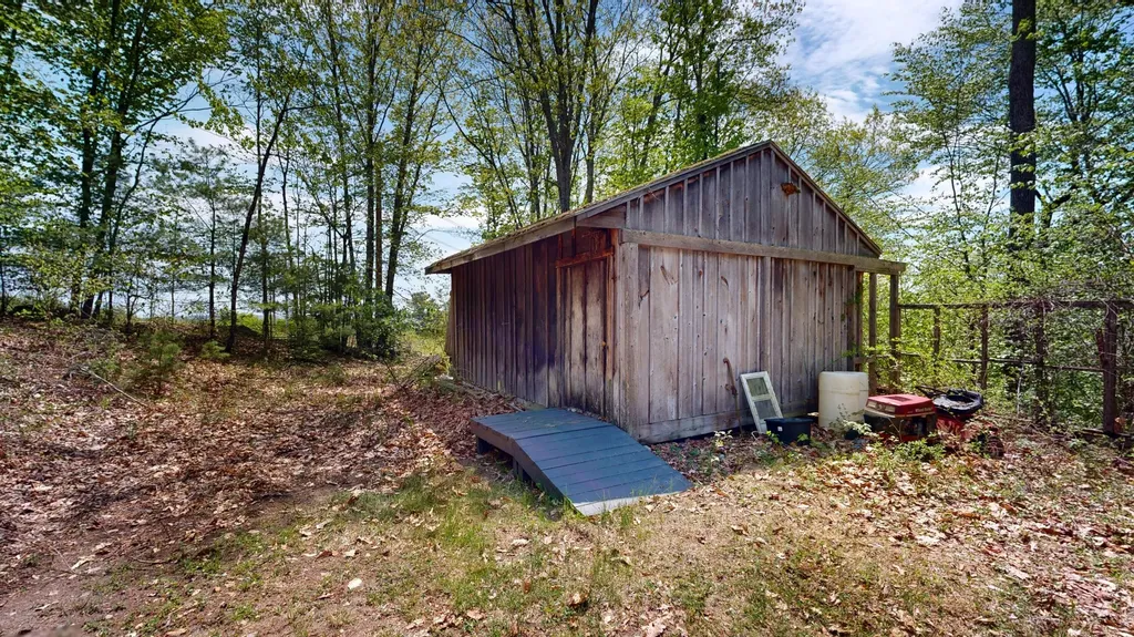 41 Begin Lane Greene ME 04236
