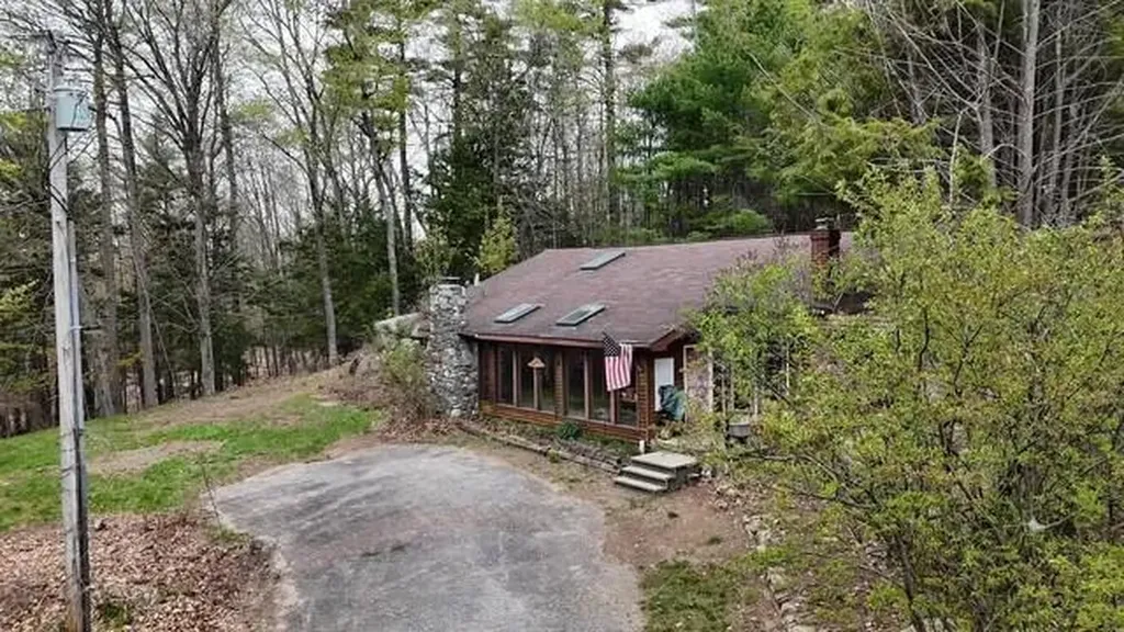 41 Begin Lane Greene ME 04236