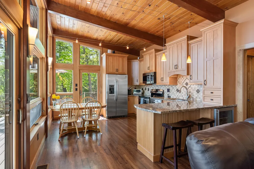 102 Musson Road Raymond ME 04071