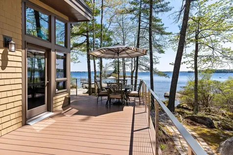 102 Musson Road Raymond ME 04071