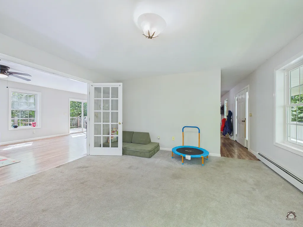 8 Wedgewood Drive Oakland ME 04963