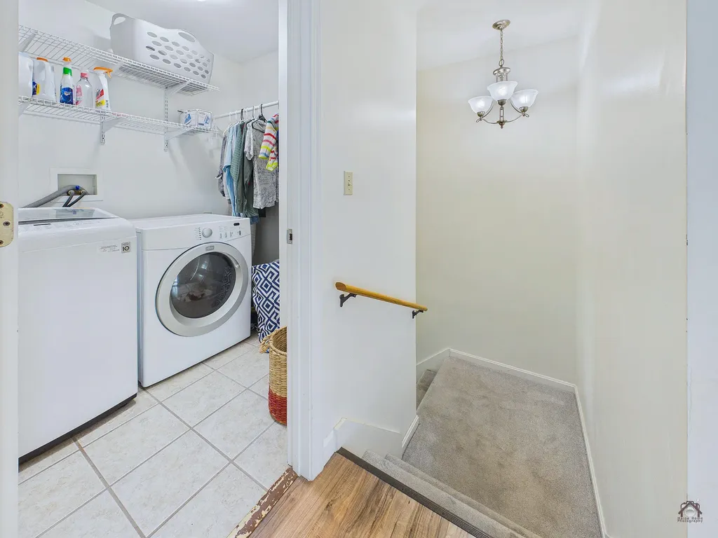 8 Wedgewood Drive Oakland ME 04963