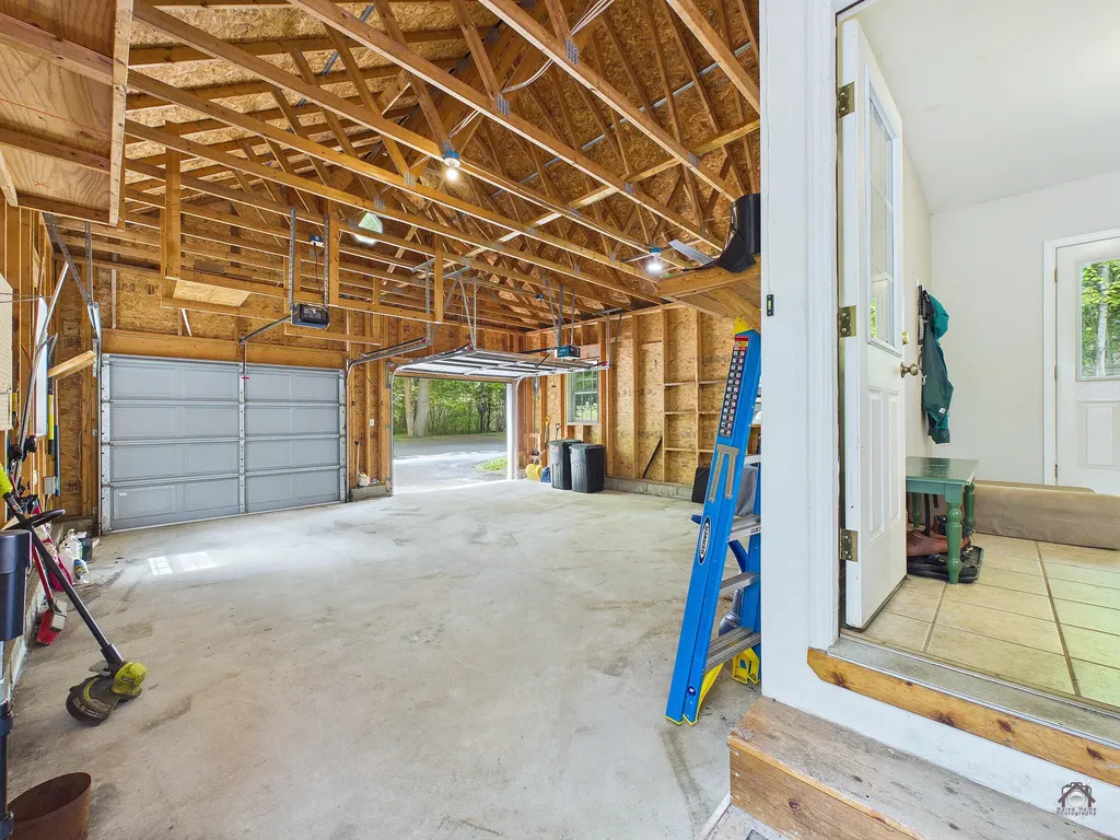 8 Wedgewood Drive Oakland ME 04963