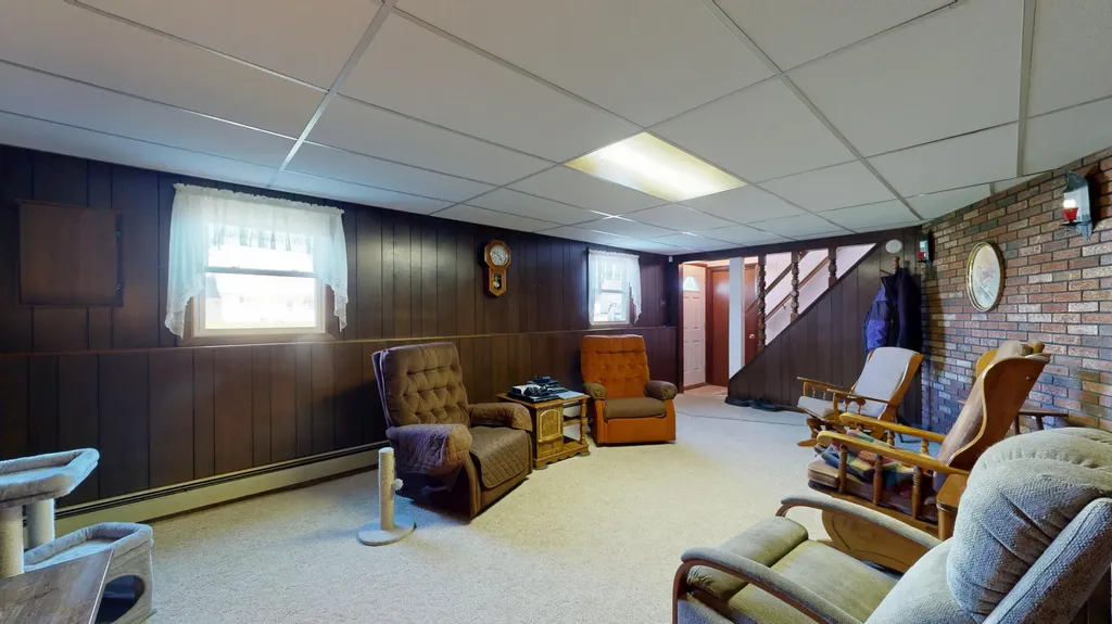 362 Crowley Road Sabattus ME 04280