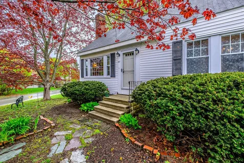 62 Plymouth Road South Portland ME 04106