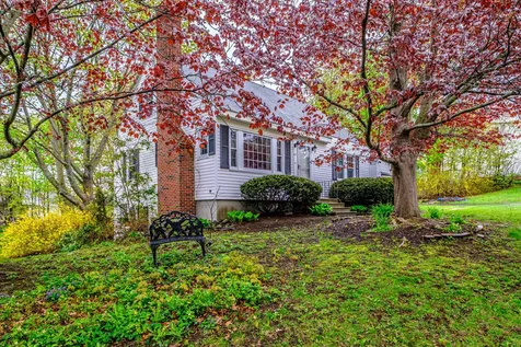 62 Plymouth Road South Portland ME 04106