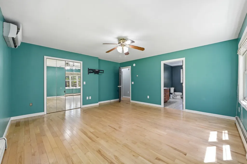 23 Cove Road Readfield ME 04355