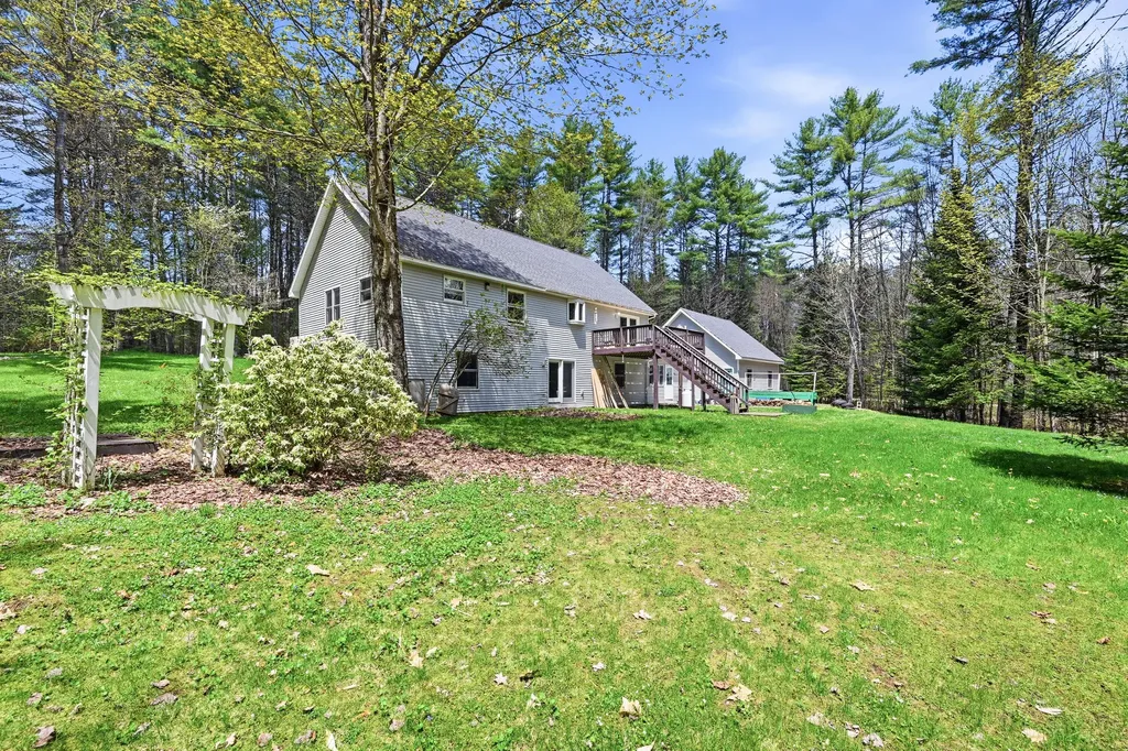 23 Cove Road Readfield ME 04355