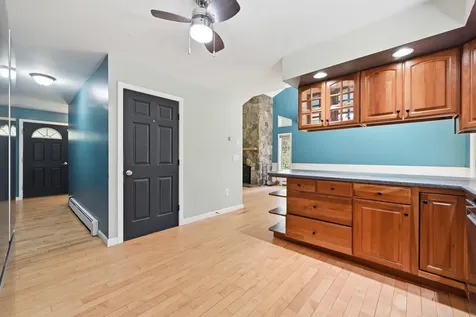 23 Cove Road Readfield ME 04355