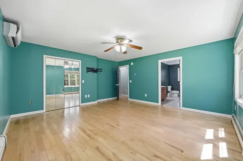 23 Cove Road Readfield ME 04355