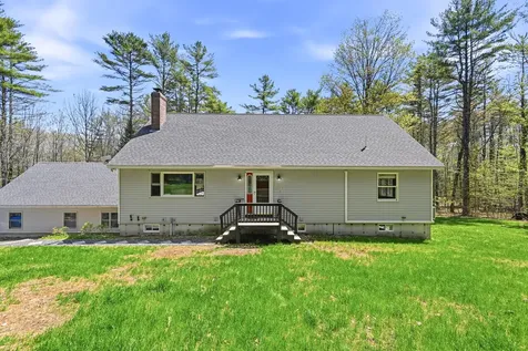 23 Cove Road Readfield ME 04355