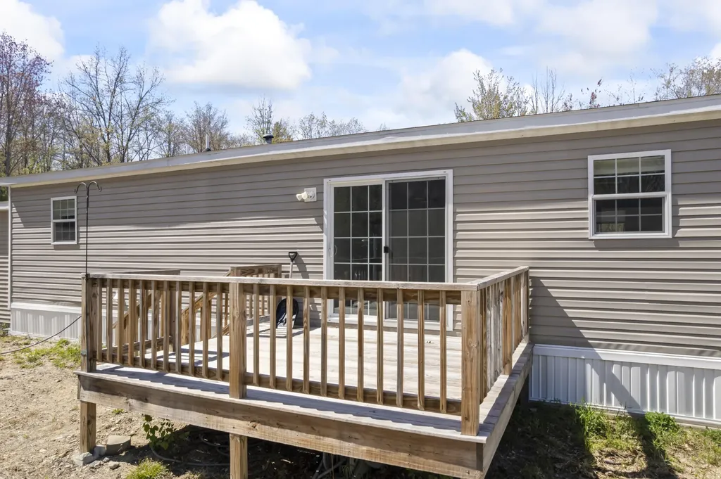 22 Bimi's Way Waterboro ME 04061