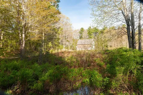 2 Mckenna Court York ME 03909