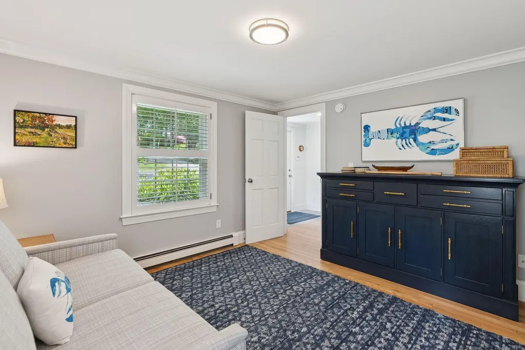 9 Oak Street Kennebunk ME 04043