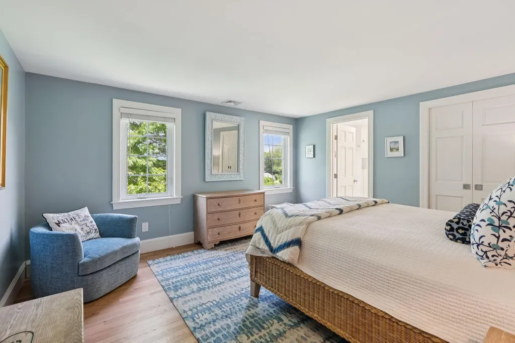9 Oak Street Kennebunk ME 04043