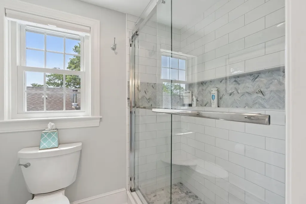 9 Oak Street Kennebunk ME 04043