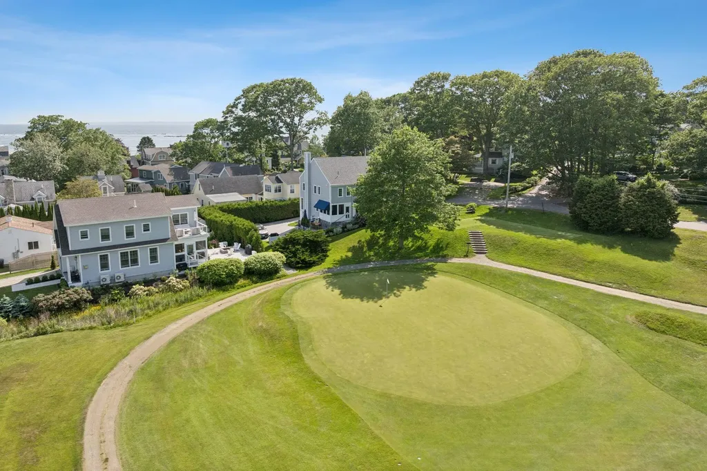9 Oak Street Kennebunk ME 04043
