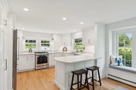 9 Oak Street Kennebunk ME 04043