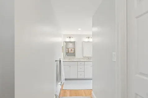 9 Oak Street Kennebunk ME 04043