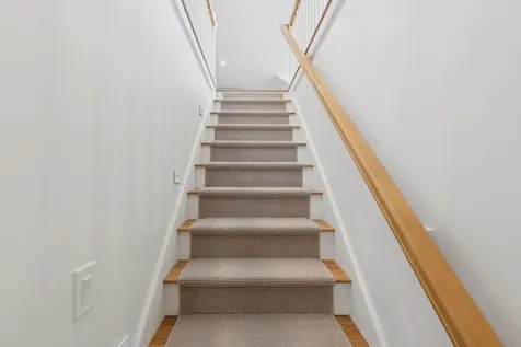 9 Oak Street Kennebunk ME 04043