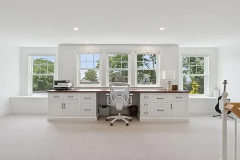 9 Oak Street Kennebunk ME 04043